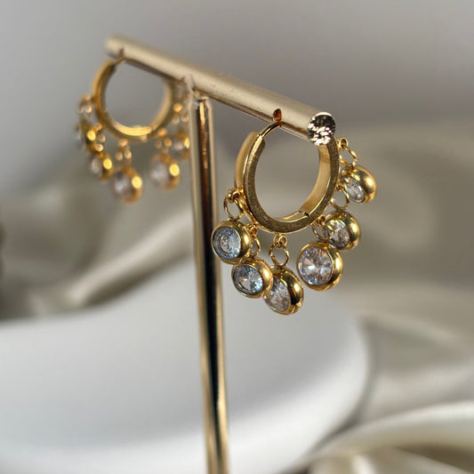 Gold vs Demi Fine Jewellery: A Smart Girl’s Style Debate