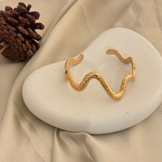 Wave Cuff Bracelet - SRYN