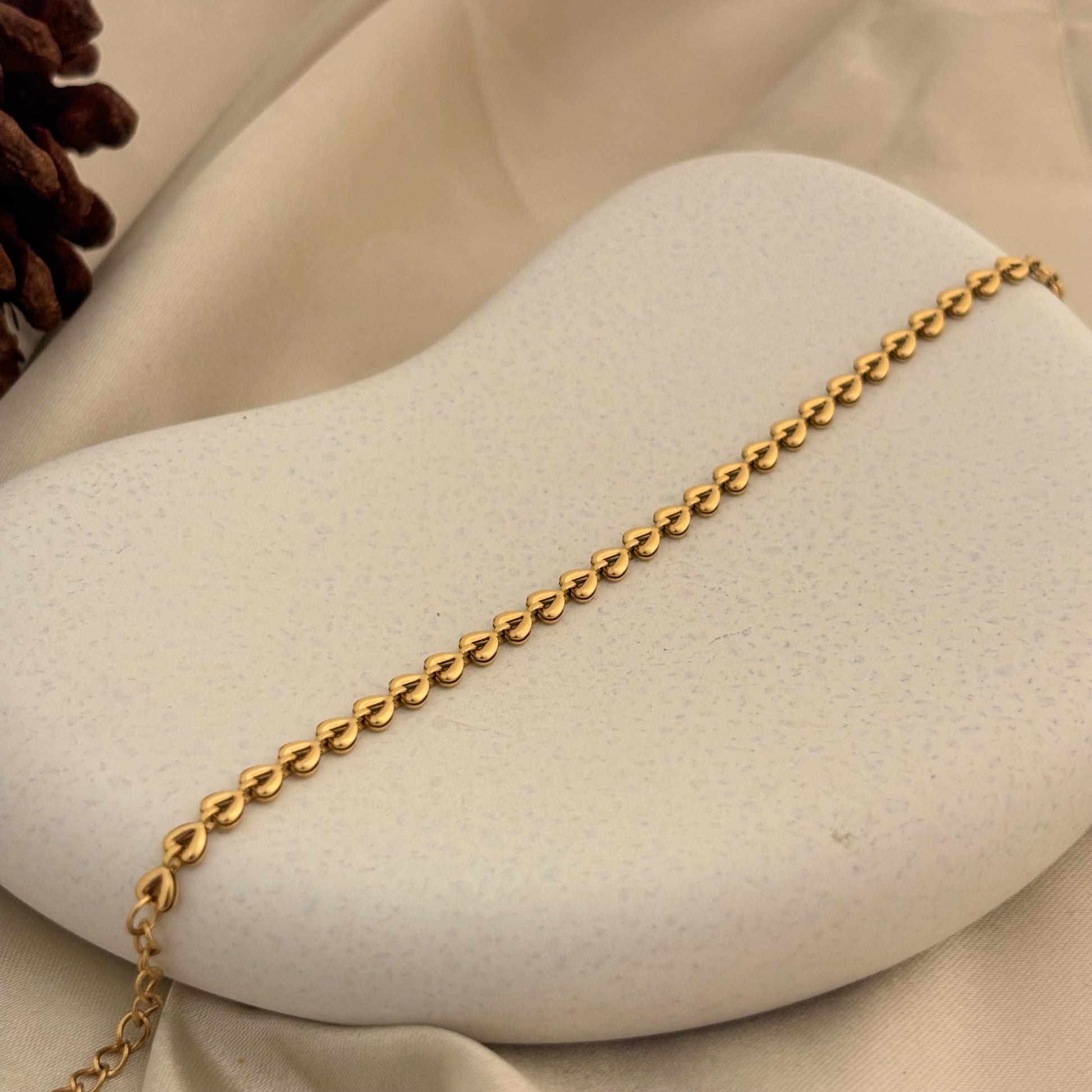 String of Hearts Chain Bracelet - SRYN
