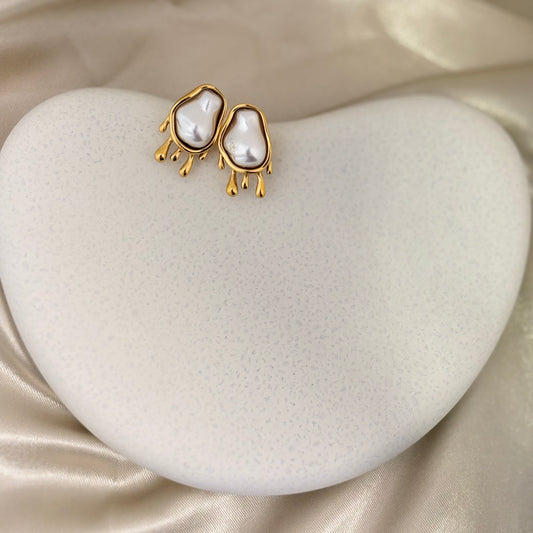 Pearl Drip Earrings - SRYN