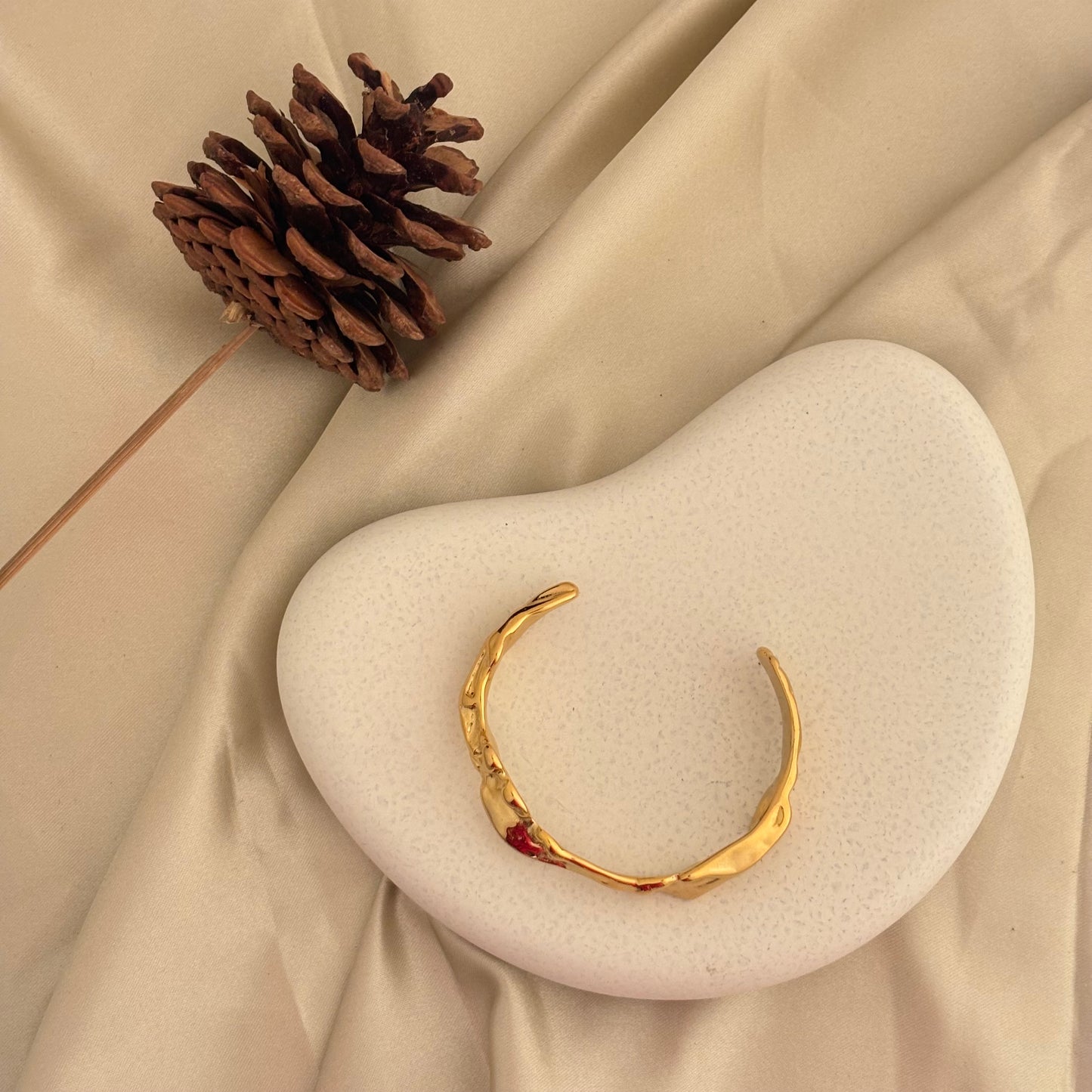 Zephyr Cuff Bracelet - SRYN