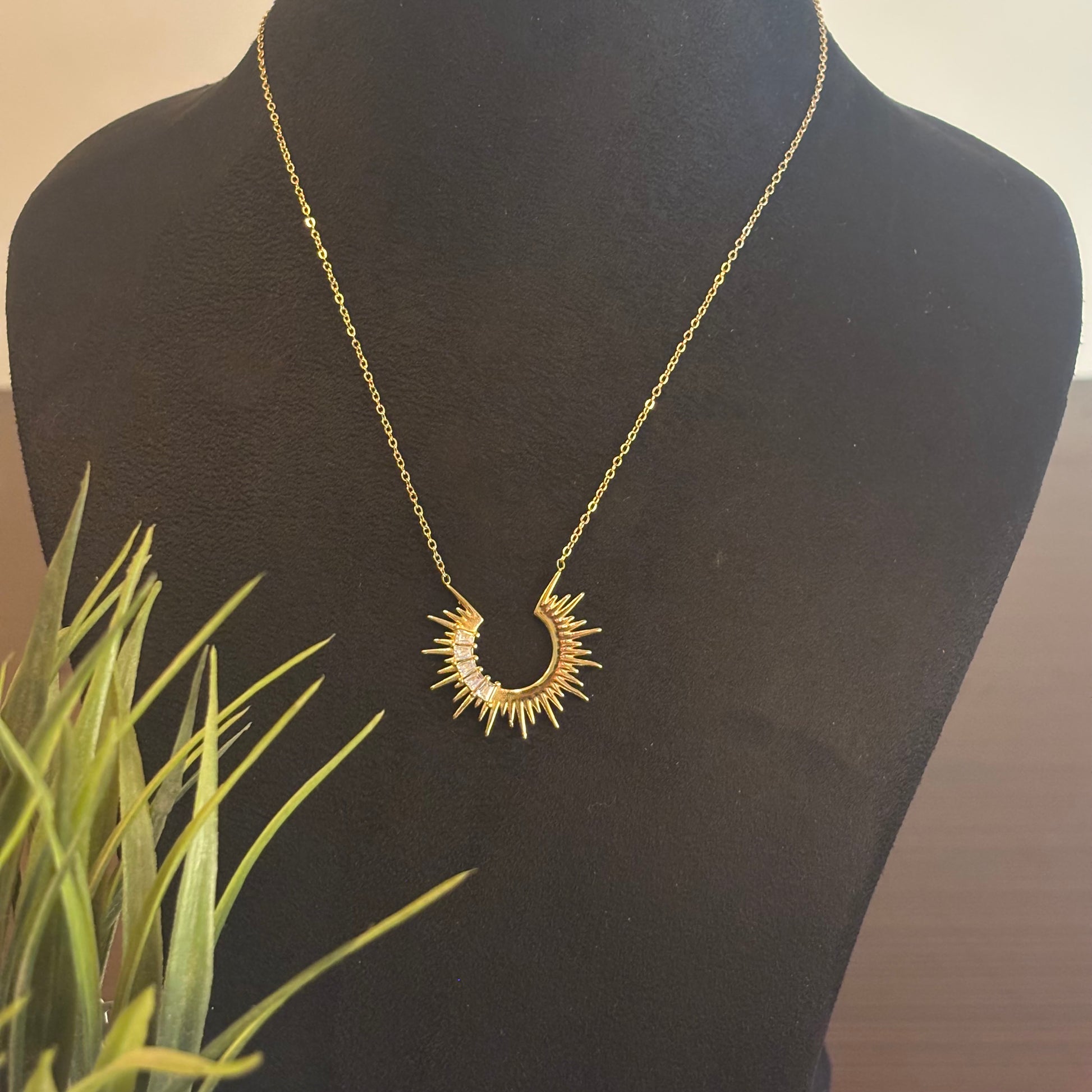 Day & Night Affair Pendant - SRYN