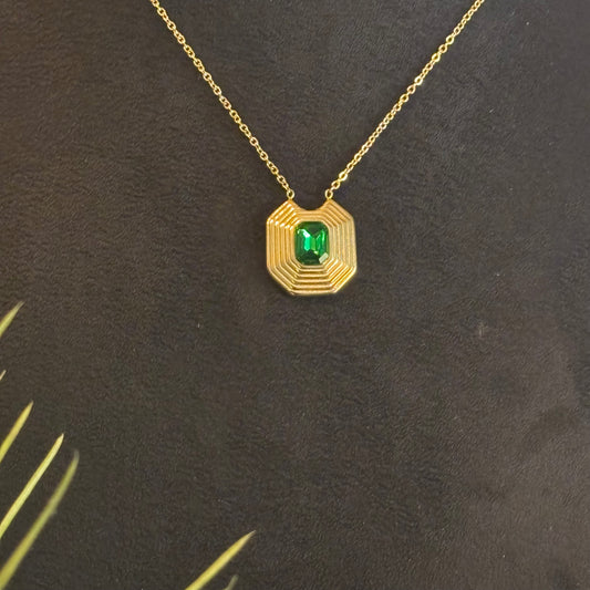 Forest Affair Pendant - SRYN