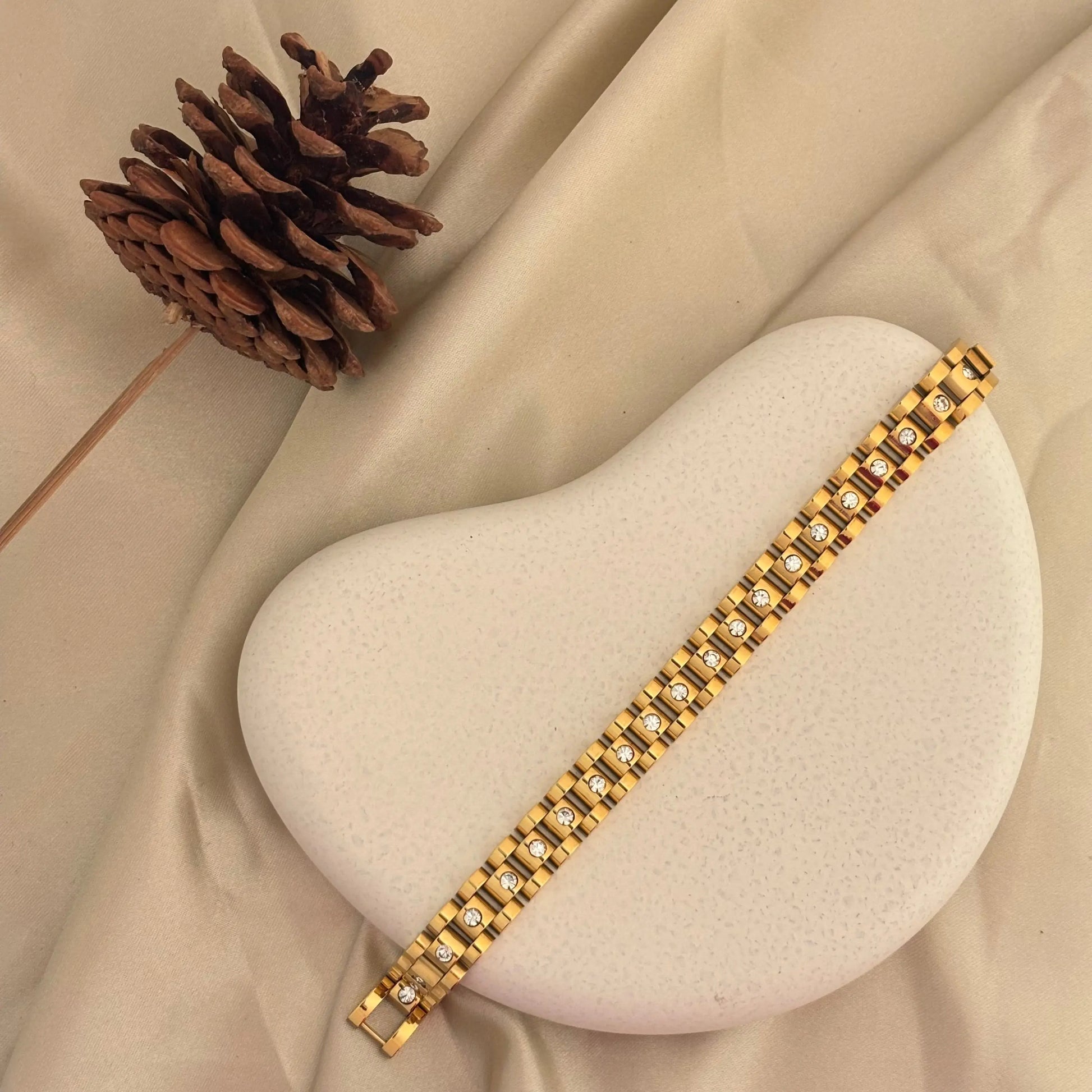 Boss Bae Watchlink Bracelet - SRYN