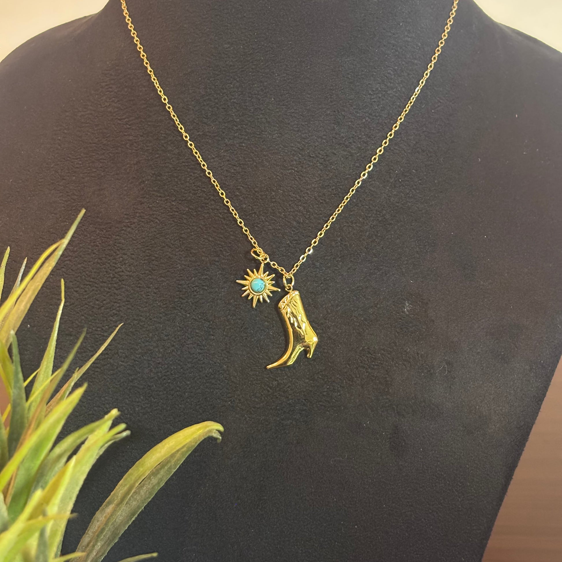 Boot Babe Pendant - SRYN