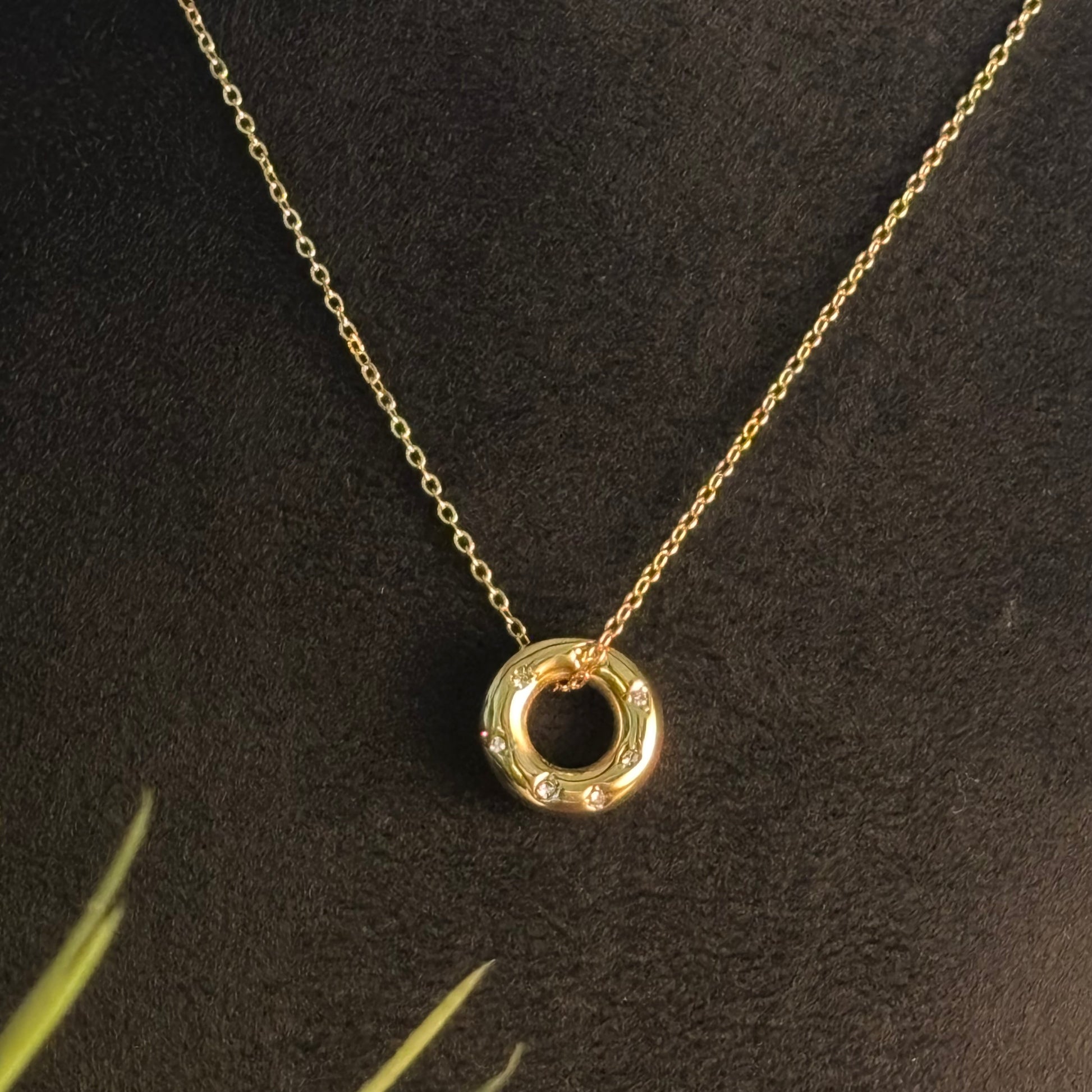 Icy Donut Pendant - SRYN