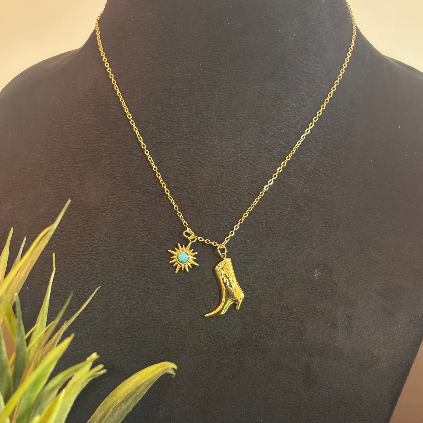 Boot Babe Pendant - SRYN