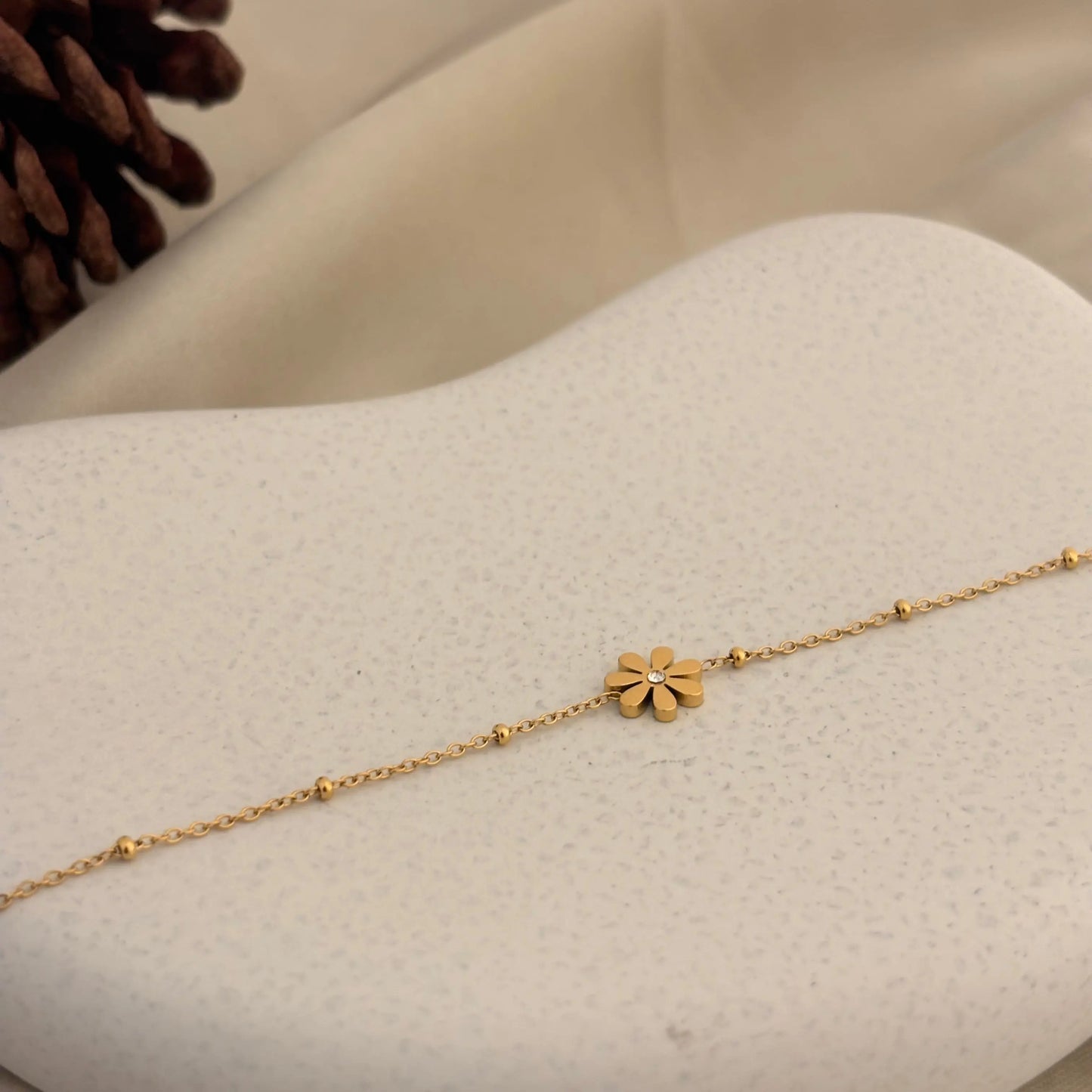 Soft Daisy Chain Bracelet - SRYN