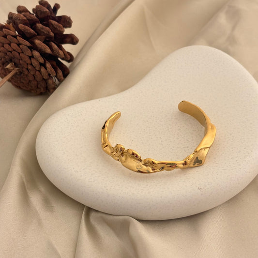 Zephyr Cuff Bracelet - SRYN