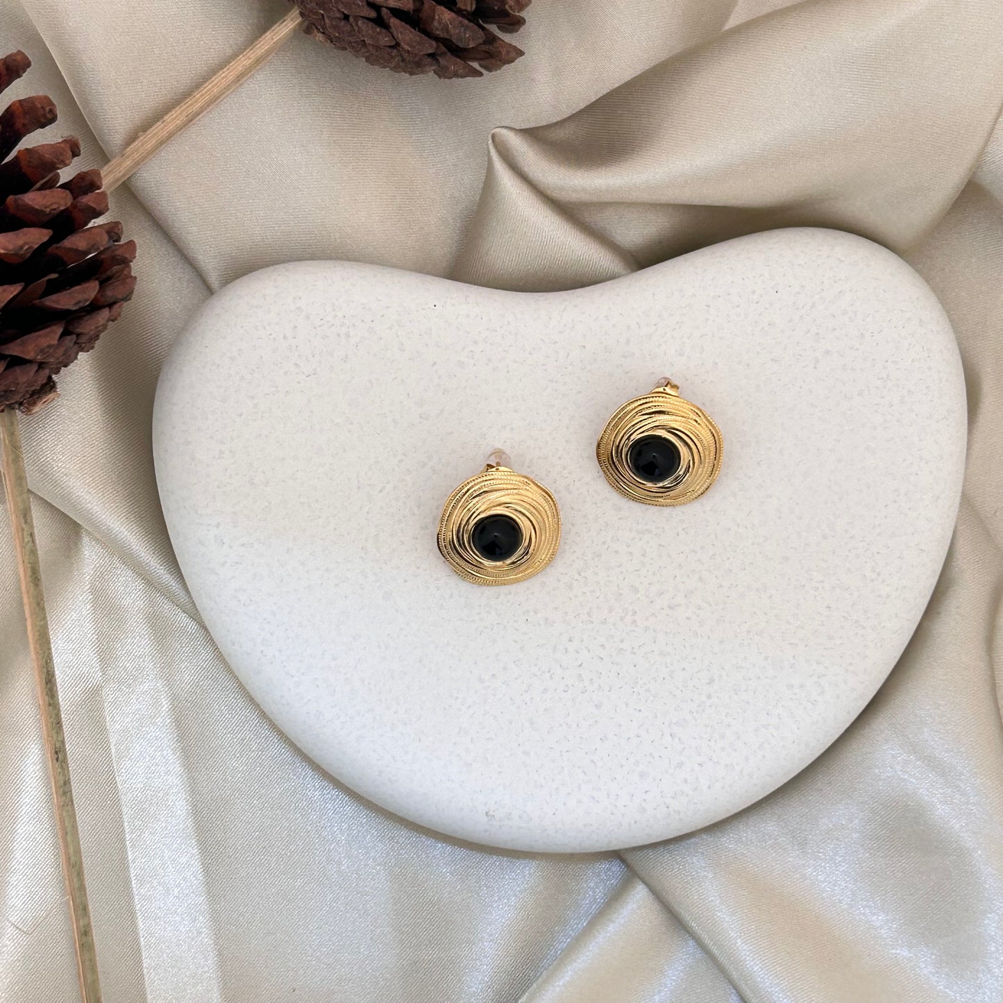 Old Money Lady Earrings - SRYN