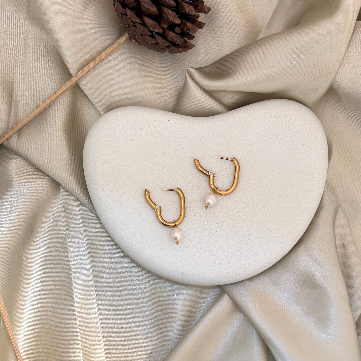 Pearl Drop Earrings - SRYN