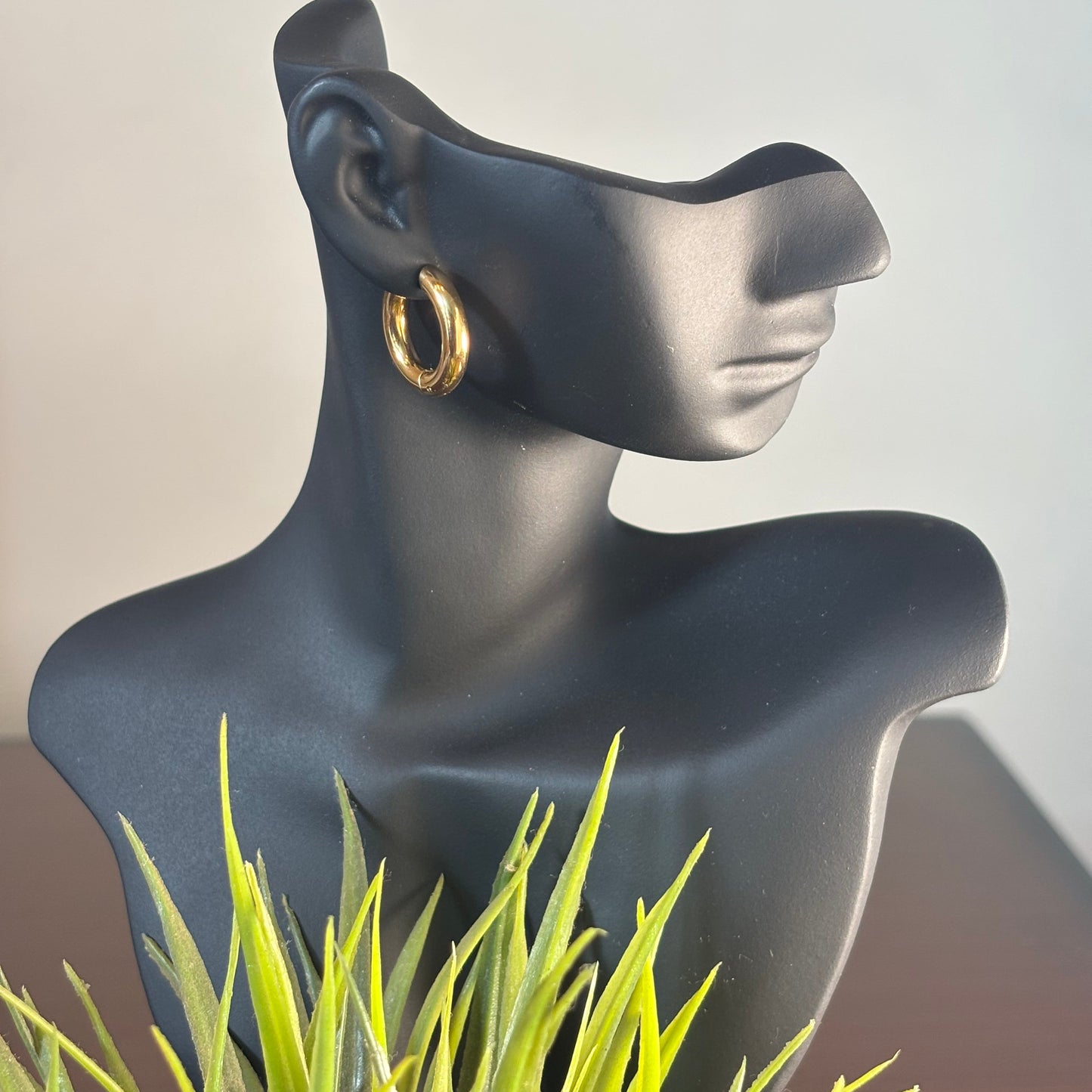 Timeless Hoop Earrings - SRYN