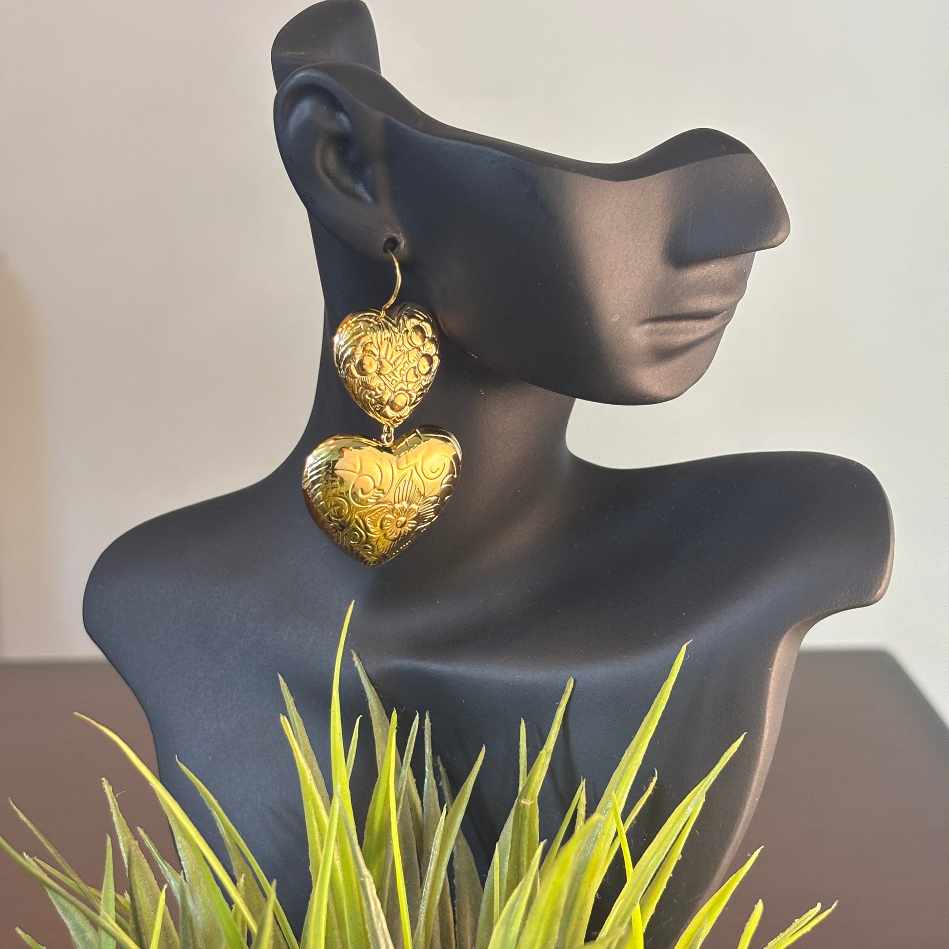 Heart & Thorn Earrings - SRYN