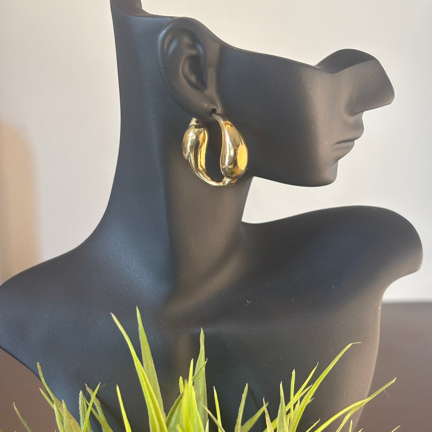 Karma Hoop Earring - SRYN