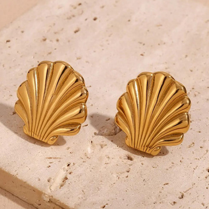 Gold ridged shell stud earrings with scalloped fan texture